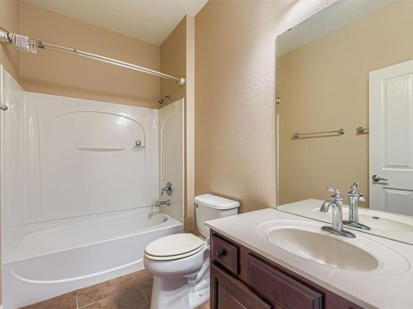 723 Independence Creek LN, Georgetown TX 78633