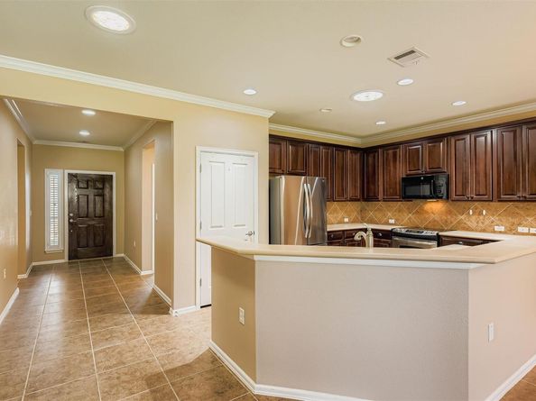 723 Independence Creek LN, Georgetown TX 78633