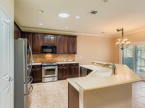 723 Independence Creek LN, Georgetown TX 78633