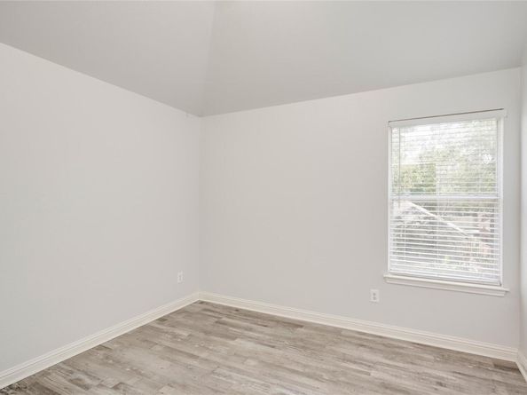 2500 National Park BLVD, Austin TX 78747