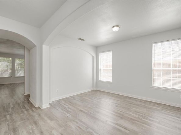 2500 National Park BLVD, Austin TX 78747