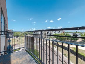 2235 E 6th ST 404, Austin TX 78702