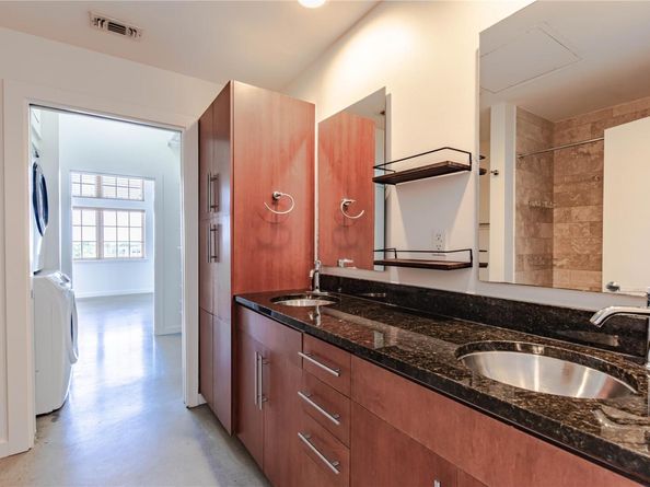 2235 E 6th ST 404, Austin TX 78702