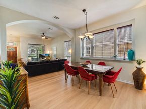 915 Garner Ave, Austin TX 78704