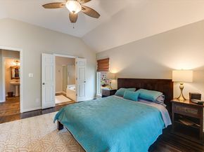 915 Garner Ave, Austin TX 78704