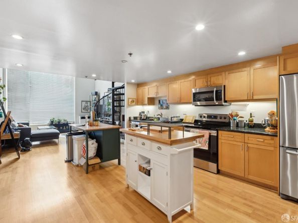 699 Pennsylvania Avenue 2, San Francisco CA 94107