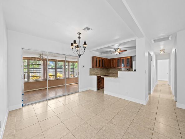 2341 SW 15th St, Fort Lauderdale FL 33312