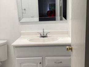 4341 NW 16th St 303, Fort Lauderdale FL 33313