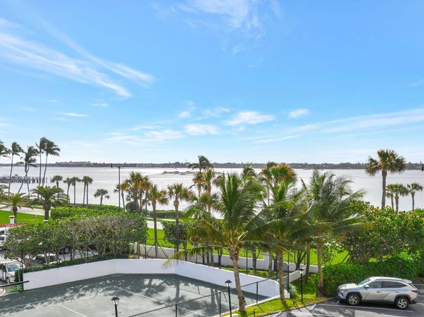 3030 S Ocean Boulevard 328, Palm Beach FL 33480