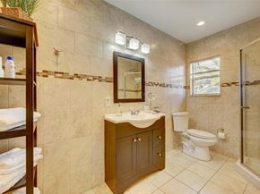 741 Bayshore Dr 32N, Fort Lauderdale FL 33304