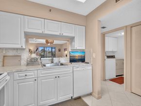 14426 Amberly Ln 108, Delray Beach FL 33446