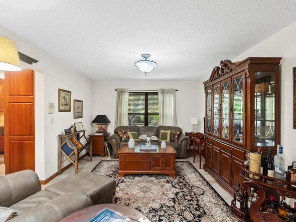5371 Cougars Prowl, Lake Worth FL 33449