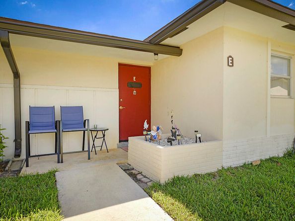 2854 Ashley Drive E E, West Palm Beach FL 33415