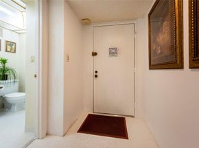 16325 Golf Club Rd 210, Weston FL 33326