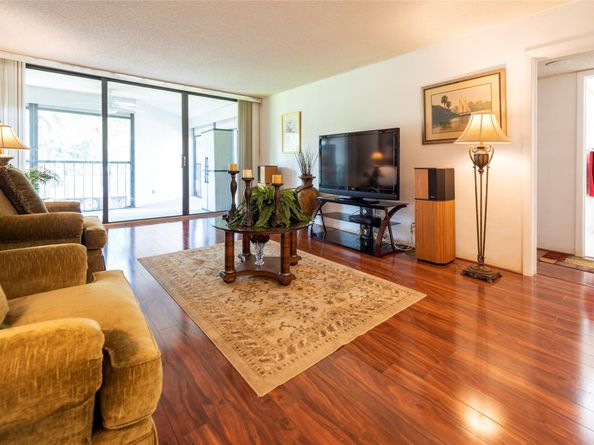 16325 Golf Club Rd 210, Weston FL 33326