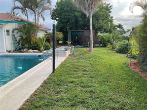 10477 NW 4th St, Coral Springs FL 33071