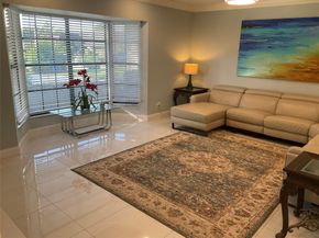 10477 NW 4th St, Coral Springs FL 33071