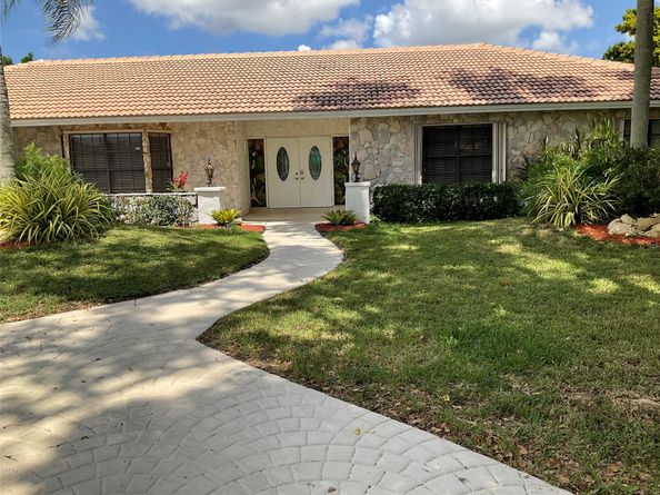 10477 NW 4th St, Coral Springs FL 33071