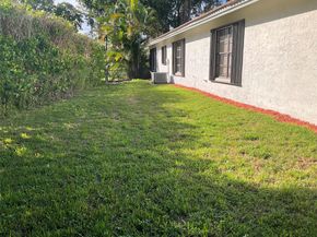 10477 NW 4th St, Coral Springs FL 33071