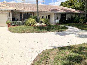 10477 NW 4th St, Coral Springs FL 33071