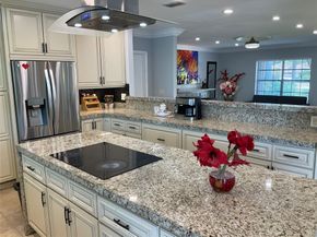 10477 NW 4th St, Coral Springs FL 33071