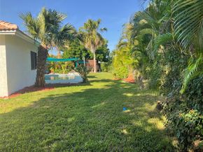 10477 NW 4th St, Coral Springs FL 33071