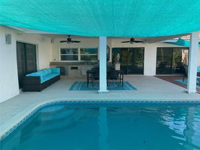 10477 NW 4th St, Coral Springs FL 33071