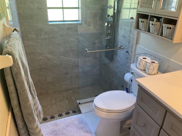10477 NW 4th St, Coral Springs FL 33071