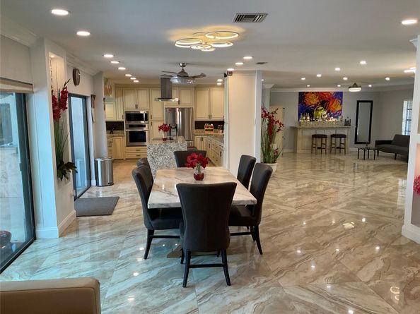 10477 NW 4th St, Coral Springs FL 33071