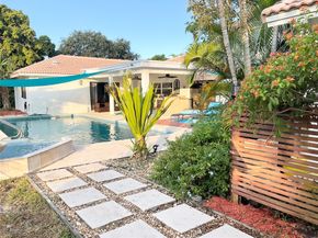 10477 NW 4th St, Coral Springs FL 33071