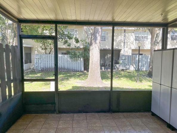 35 SW 3rd St, Pompano Beach FL 33060