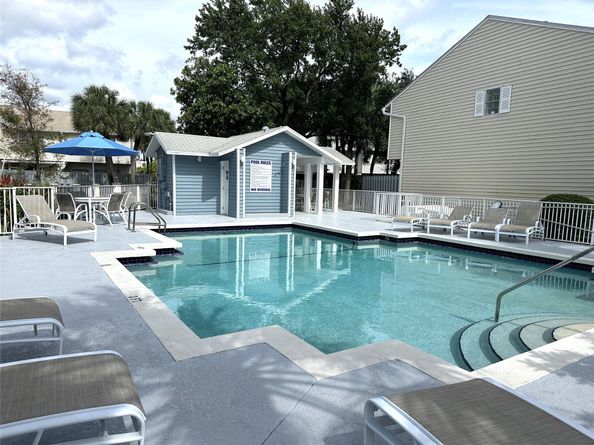 35 SW 3rd St, Pompano Beach FL 33060