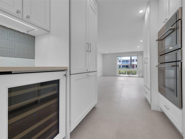 1922 S Ocean Ln 10, Fort Lauderdale FL 33316