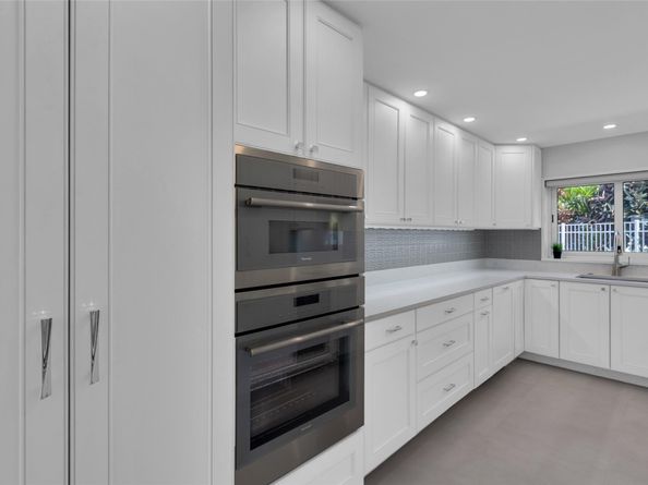 1922 S Ocean Ln 10, Fort Lauderdale FL 33316
