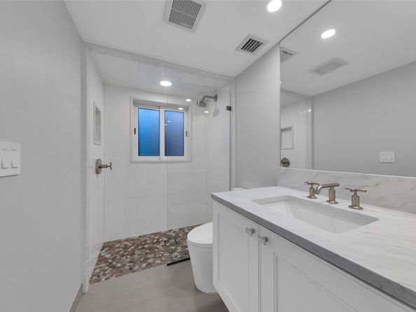 1922 S Ocean Ln 10, Fort Lauderdale FL 33316