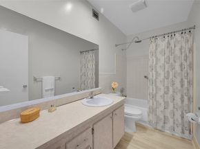 1400 NE 55 St 208, Fort Lauderdale FL 33334
