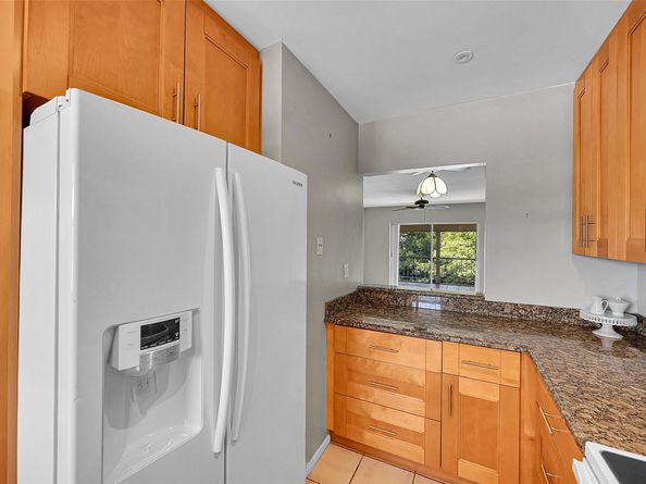 1400 NE 55 St 208, Fort Lauderdale FL 33334
