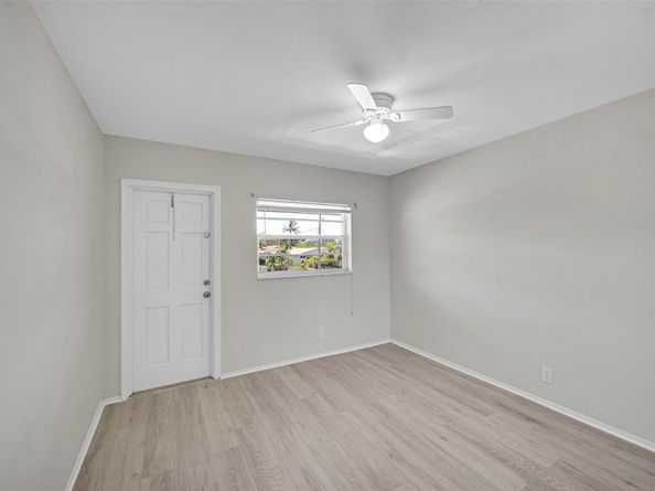 1400 NE 55 St 208, Fort Lauderdale FL 33334