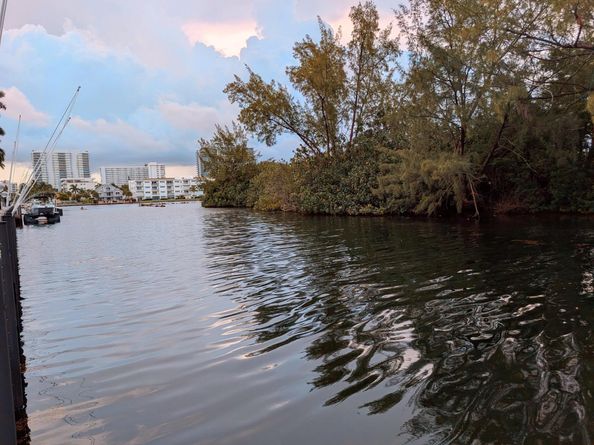 2860 NE 14th St Causeway 102d, Pompano Beach FL 33062