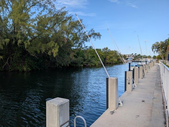 2860 NE 14th St Causeway 102d, Pompano Beach FL 33062