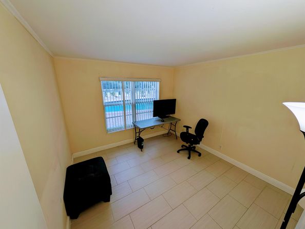 2860 NE 14th St Causeway 102d, Pompano Beach FL 33062