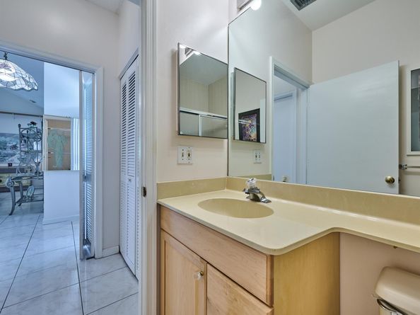 19175 Sabal Lake Drive 5156, Boca Raton FL 33434