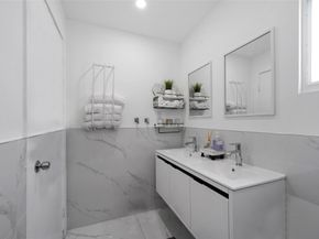 6404 Meade St, Hollywood FL 33024