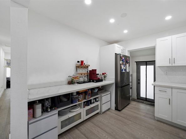 6404 Meade St, Hollywood FL 33024