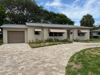 237 E Ilex Dr