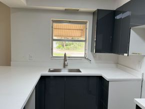 237 E Ilex Dr, West Palm Beach FL 33403