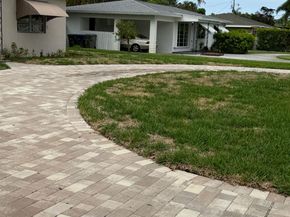 237 E Ilex Dr, West Palm Beach FL 33403