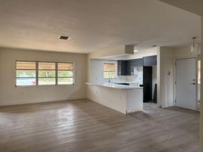 237 E Ilex Dr, West Palm Beach FL 33403