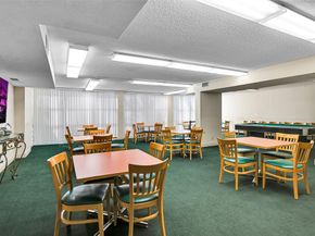 800 Parkview Dr 1001, Hallandale Beach FL 33009