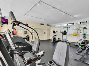 800 Parkview Dr 1001, Hallandale Beach FL 33009